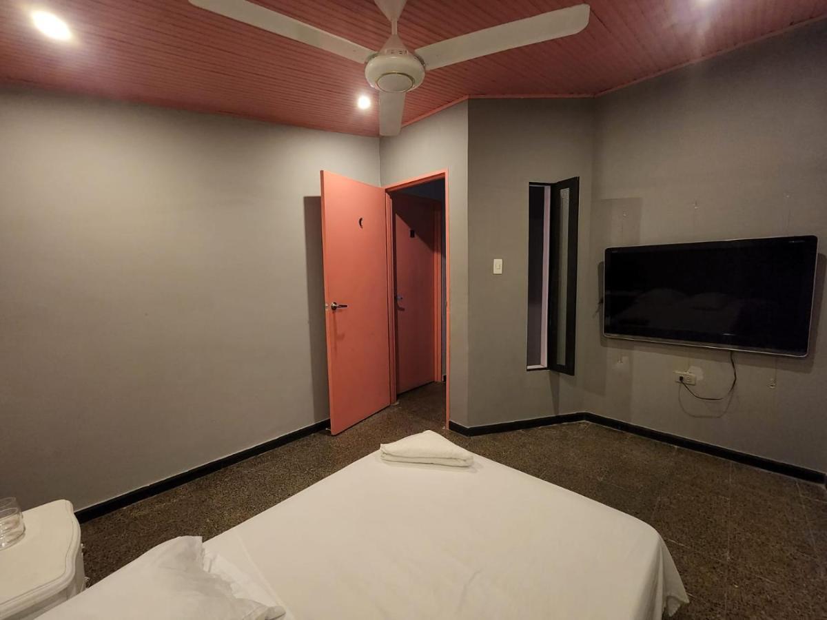 Fardo Hotel Boutique En Ibague - Zona G - Recepcion Digital 24H Bagian luar foto